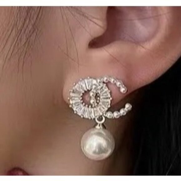 2/$24 Silver & Crystal Double C Pearl Drop Earrings Elegant Statement Piece - Picture 5 of 6